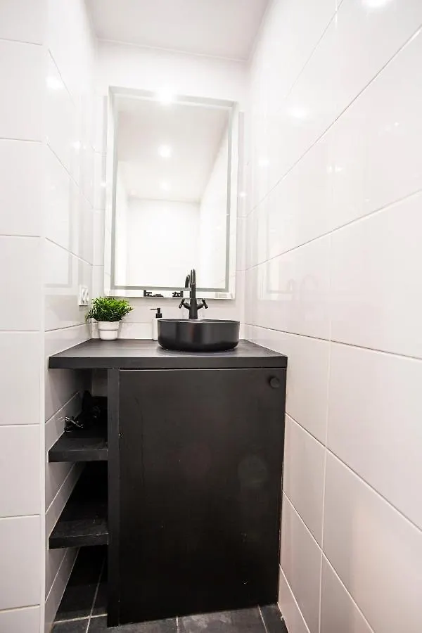 La Cle Studio Clim, Balcon, Proche Gare Et Port Apartment Toulon